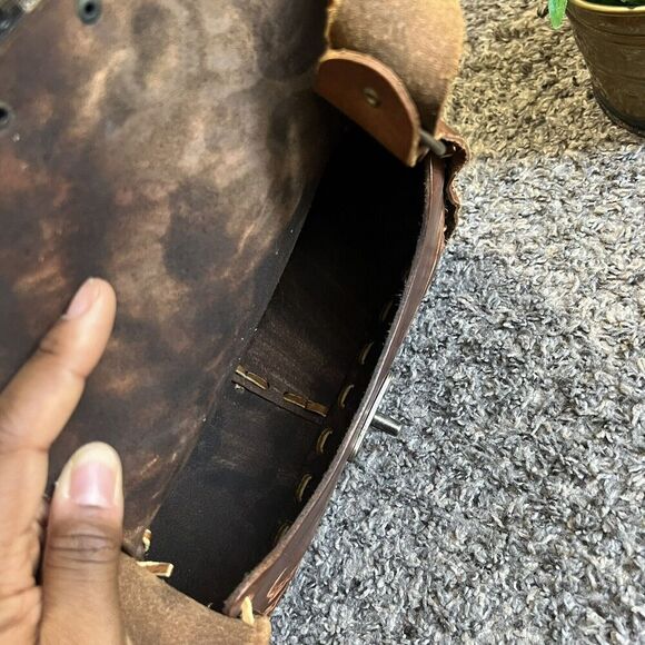 Beautiful Well Made Leather Shoulder Bag Hand TOOLED Dragon Flower Brown Small - Picture 11 of 14